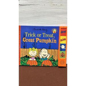 Snoopy m921 Halloween Picture Book  Trick or Treat Great Pumpkin Works Peanuts
